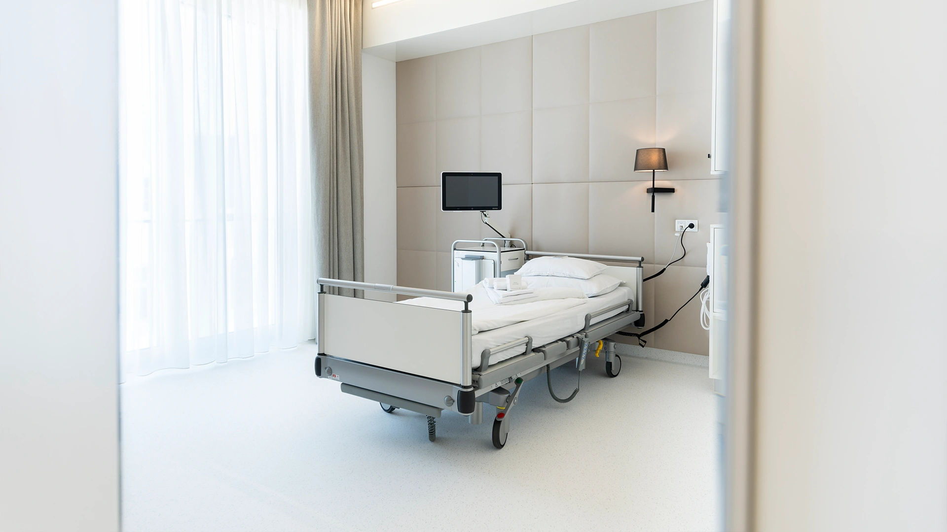 privatklinik-kreuzschwestern-graz-einbettzimmer-web02